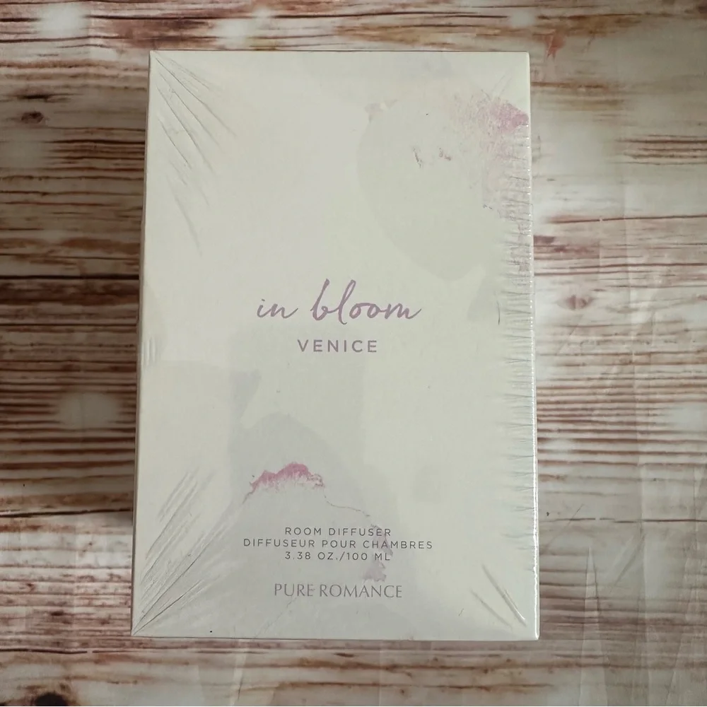 PR Flower Room Diffuser Venice In Bloom Scent 3.38oz/100ml